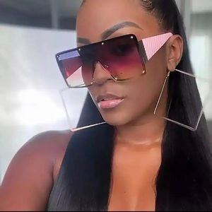 Oversized 2022 high fashion sunglasses